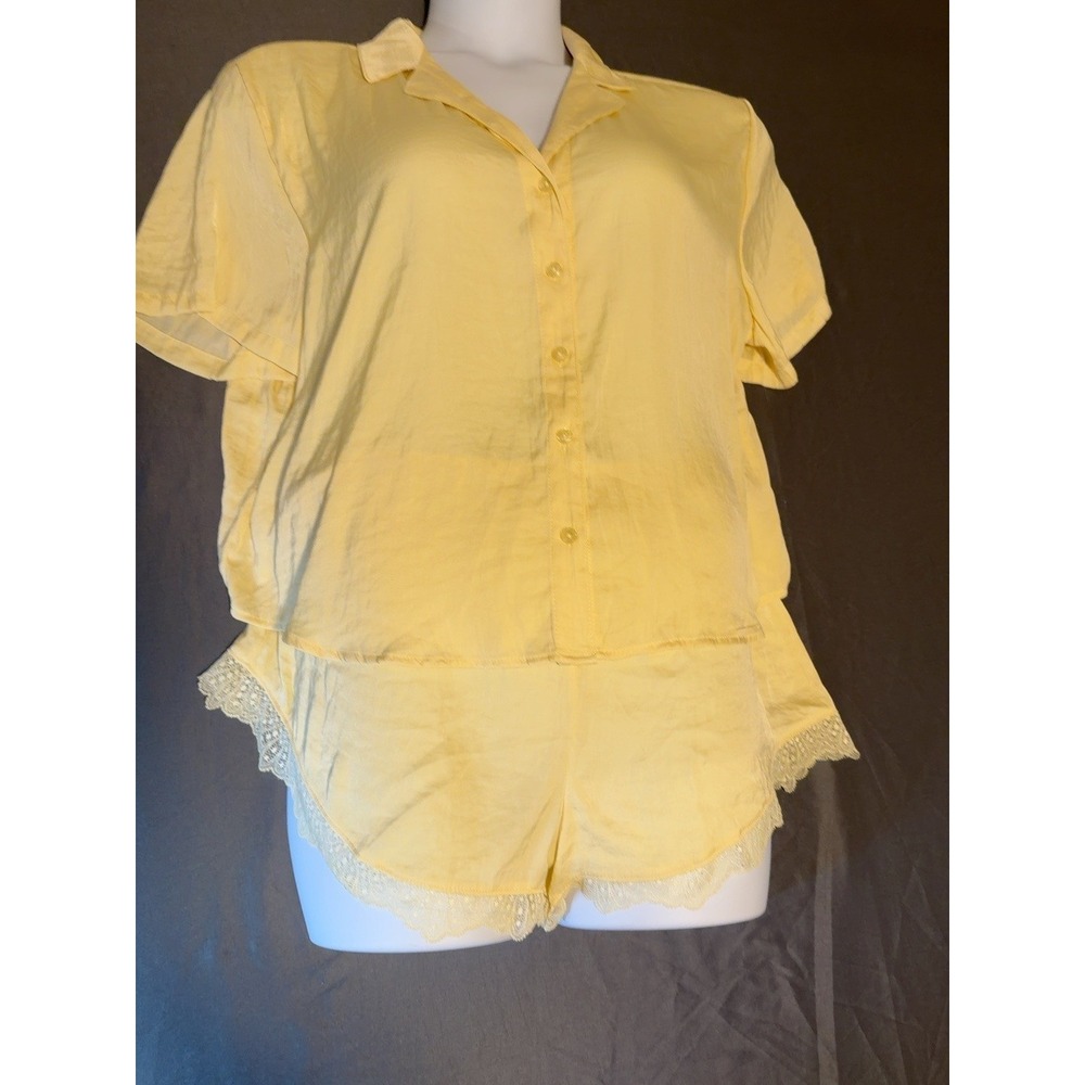 Auden Luxury Collection Pajama Set XL Yellow Lace Trim Button Front Sleepwear - Picture 3 of 9